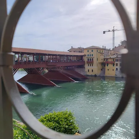 Civico 55b Lejlighed *